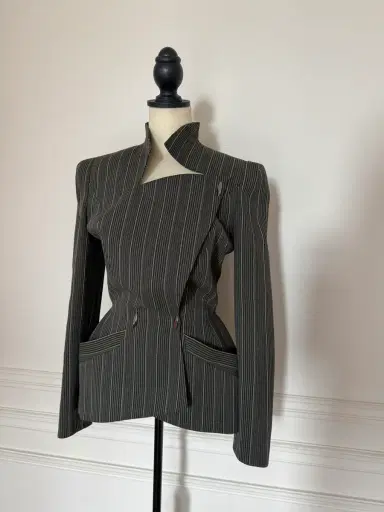 Jen Wonders Studio Pinstripe Mugler Blazer | Thumbnail 4 Jen Wonders Studio Pinstripe Mugler Blazer | Thumbnail 4