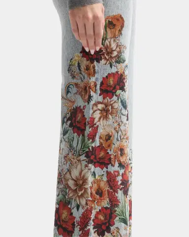 Alice + Olivia Chic Floral High-Rise Jeans | Thumbnail 4 Alice + Olivia Chic Floral High-Rise Jeans | Thumbnail 4