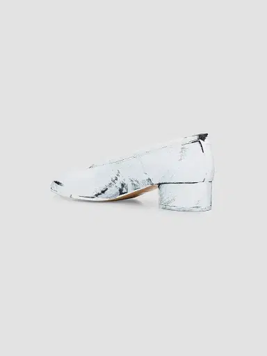 Maison Margiela Women's Tabi 35MM Painted Print Leather Pumps | Thumbnail 2 Maison Margiela Women's Tabi 35MM Painted Print Leather Pumps | Thumbnail 2