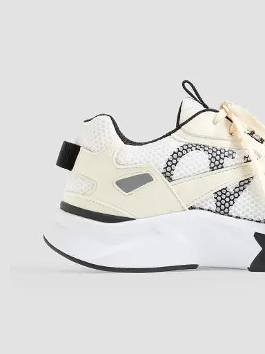 Valentino Garavani Men's Demivee Sneakers in Mesh Fabric with Suede Inserts | Thumbnail 7 Valentino Garavani Men's Demivee Sneakers in Mesh Fabric with Suede Inserts | Thumbnail 7