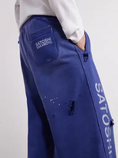 Satoshi Nakamoto Luke Logo-Printed Paint-Splattered Distressed Cotton-Jersey Drawstring Sweatpants - Men | Thumbnail 5 Satoshi Nakamoto Luke Logo-Printed Paint-Splattered Distressed Cotton-Jersey Drawstring Sweatpants - Men | Thumbnail 5