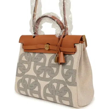 HERMÈS Hermes Herbag Zip PM 31 "Circuit 24" Naturel, Ecru-Gris Meyer Toile H Plume Canvas, Naturel Hunter Gold Hardware | Thumbnail 6 HERMÈS Hermes Herbag Zip PM 31 "Circuit 24" Naturel, Ecru-Gris Meyer Toile H Plume Canvas, Naturel Hunter Gold Hardware | Thumbnail 6