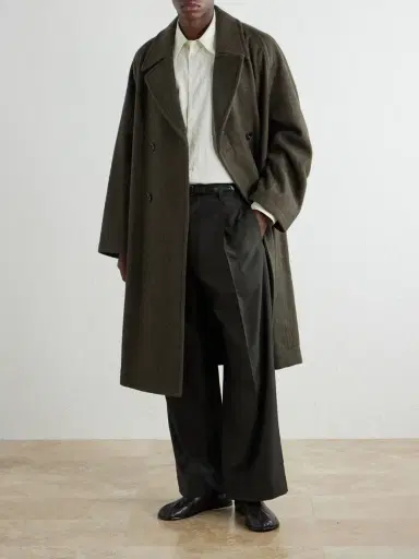 Lemaire Straight-Leg Pleated Woven Trousers - Men | Thumbnail 2 Lemaire Straight-Leg Pleated Woven Trousers - Men | Thumbnail 2
