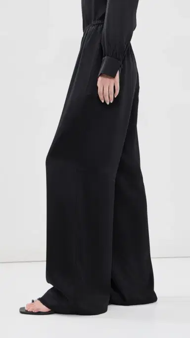 Sablyn Lexi Low Relaxed Silk Pull On Pants | Thumbnail 4 Sablyn Lexi Low Relaxed Silk Pull On Pants | Thumbnail 4