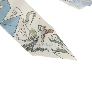 HERMÈS Hermes "Academia Hippica" Blanc, Bleu Clair, Vert Silk | Thumbnail 3 HERMÈS Hermes "Academia Hippica" Blanc, Bleu Clair, Vert Silk | Thumbnail 3