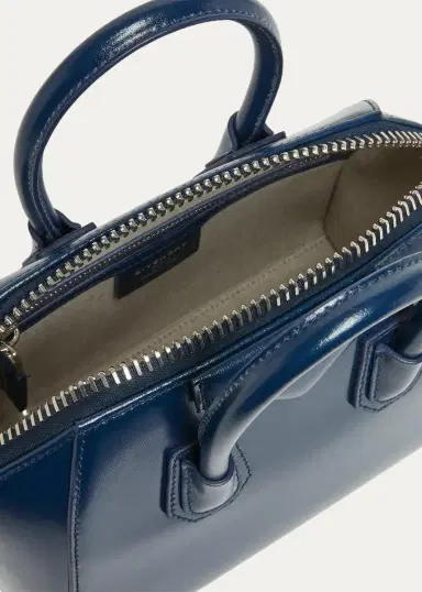 Givenchy Antigona Leather Top-Handle Bag | Thumbnail 4 Givenchy Antigona Leather Top-Handle Bag | Thumbnail 4