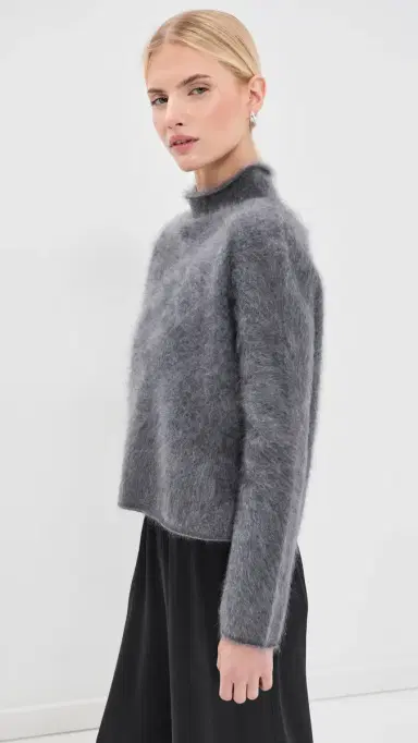 Lisa Yang Sandy Brushed Cashmere Sweater | Thumbnail 4 Lisa Yang Sandy Brushed Cashmere Sweater | Thumbnail 4
