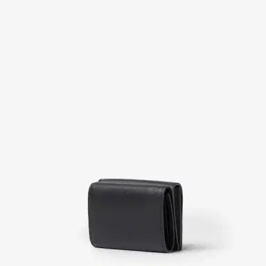 Fendi Wallet with two internal compartments for bank notes | Thumbnail 3 Fendi Wallet with two internal compartments for bank notes | Thumbnail 3