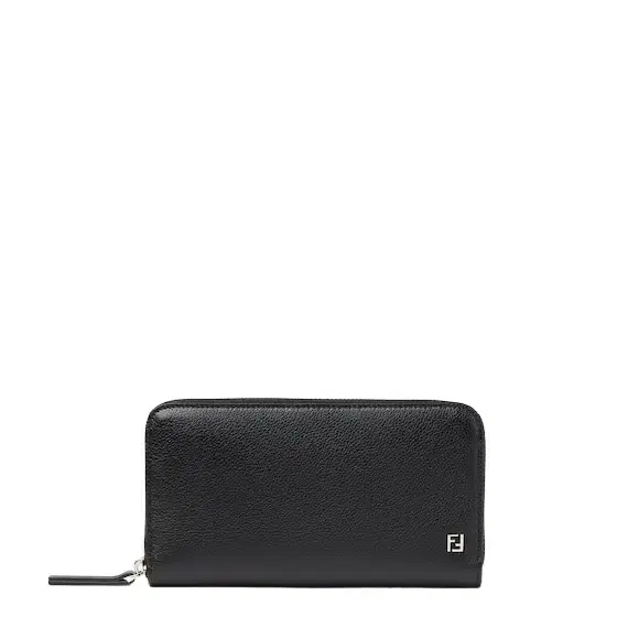 Zipped wallet organised into three gusseted compartments Zipped wallet organised into three gusseted compartments