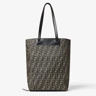 Fendi Versatile north-south travel-ready shopper | Thumbnail 3 Fendi Versatile north-south travel-ready shopper | Thumbnail 3