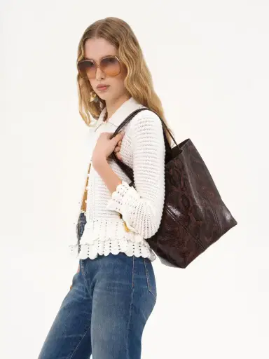 Chloé Chloé Spin tote bag in python-effect leather | Thumbnail 8 Chloé Chloé Spin tote bag in python-effect leather | Thumbnail 8