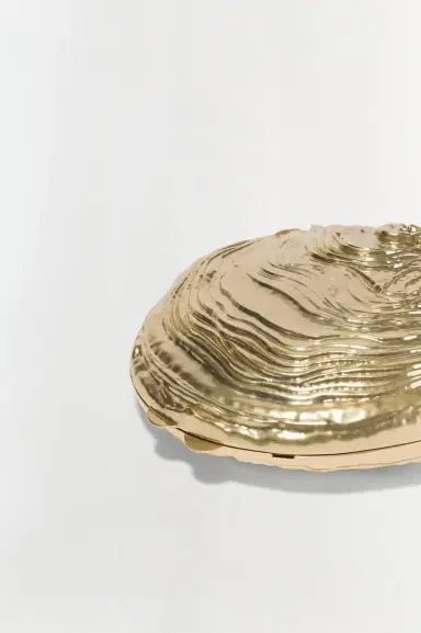 Simkhai Cove Shell Clutch | Thumbnail 4 Simkhai Cove Shell Clutch | Thumbnail 4