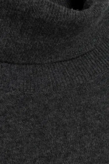 Simkhai Fenwick Cashmere Turtleneck | Thumbnail 6 Simkhai Fenwick Cashmere Turtleneck | Thumbnail 6