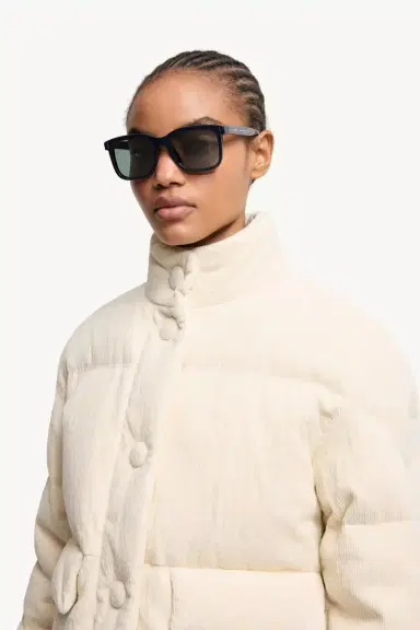 Moncler Lunettes Valaire Rectangular Sunglasses | Thumbnail 4 Moncler Lunettes Valaire Rectangular Sunglasses | Thumbnail 4