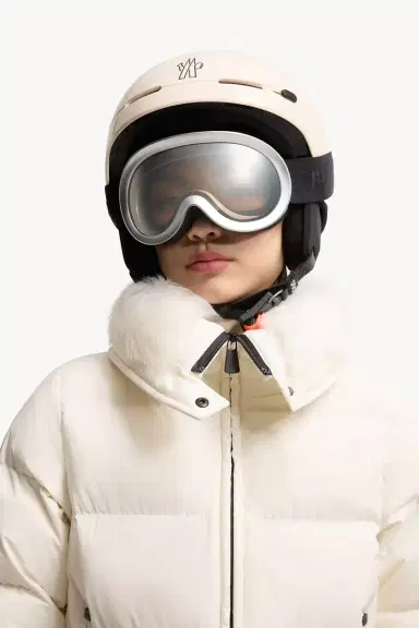 Moncler Lunettes Snowray Ski Goggles | Thumbnail 3 Moncler Lunettes Snowray Ski Goggles | Thumbnail 3