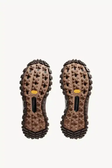 Moncler Trailgrip Apex2gtx Nubuck & Leather Sneakers | Thumbnail 8 Moncler Trailgrip Apex2gtx Nubuck & Leather Sneakers | Thumbnail 8