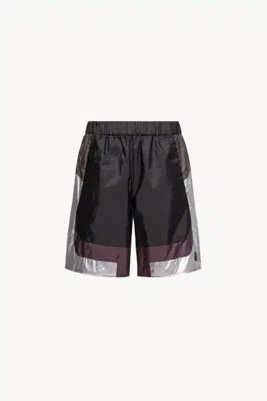Moncler Geometric Pattern Shorts | Thumbnail 2 Moncler Geometric Pattern Shorts | Thumbnail 2