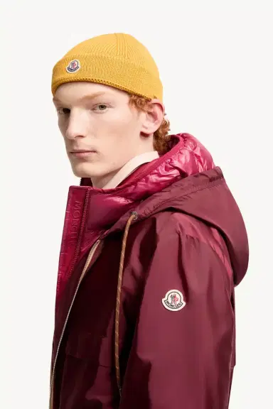 Moncler Cotton Tricot Beanie | Thumbnail 3 Moncler Cotton Tricot Beanie | Thumbnail 3