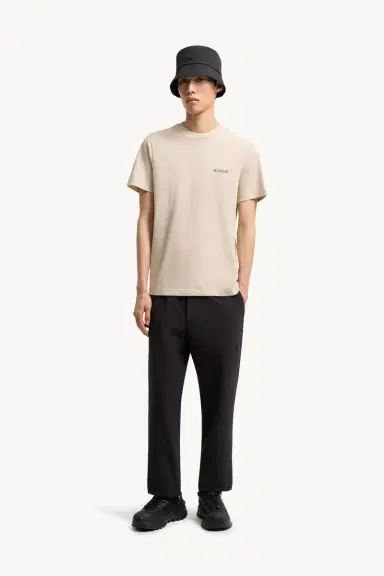 Moncler Logo Cotton Jersey T-shirt | Thumbnail 3 Moncler Logo Cotton Jersey T-shirt | Thumbnail 3