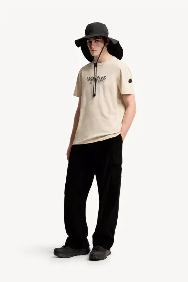 Moncler Logo Cotton Jersey T-shirt | Thumbnail 3 Moncler Logo Cotton Jersey T-shirt | Thumbnail 3