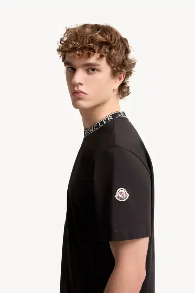 Moncler Logo-trimmed Cotton T-shirt | Thumbnail 4 Moncler Logo-trimmed Cotton T-shirt | Thumbnail 4