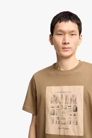Moncler Safari Wardrobe Print Cotton T-shirt | Thumbnail 7 Moncler Safari Wardrobe Print Cotton T-shirt | Thumbnail 7