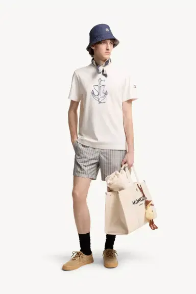 Moncler Embroidered Cotton T-shirt | Thumbnail 3 Moncler Embroidered Cotton T-shirt | Thumbnail 3