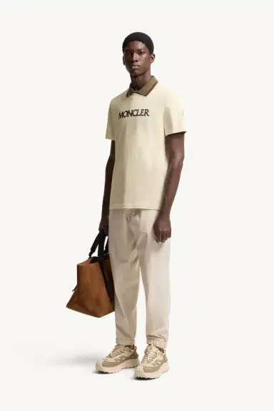 Moncler Logo Print Cotton T-shirt | Thumbnail 3 Moncler Logo Print Cotton T-shirt | Thumbnail 3