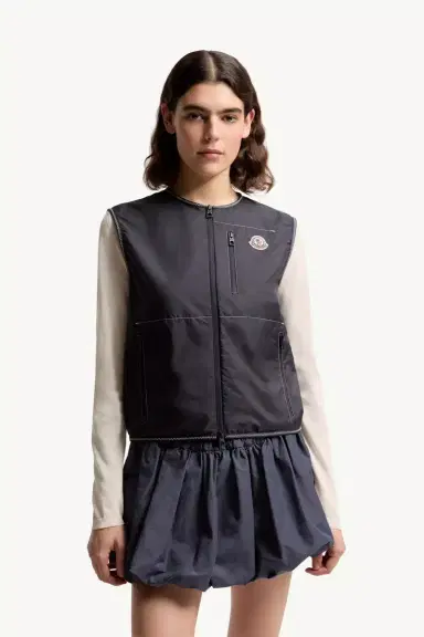 Moncler Alshain Vest | Thumbnail 5 Moncler Alshain Vest | Thumbnail 5
