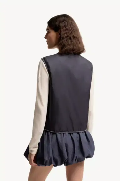 Moncler Alshain Vest | Thumbnail 6 Moncler Alshain Vest | Thumbnail 6