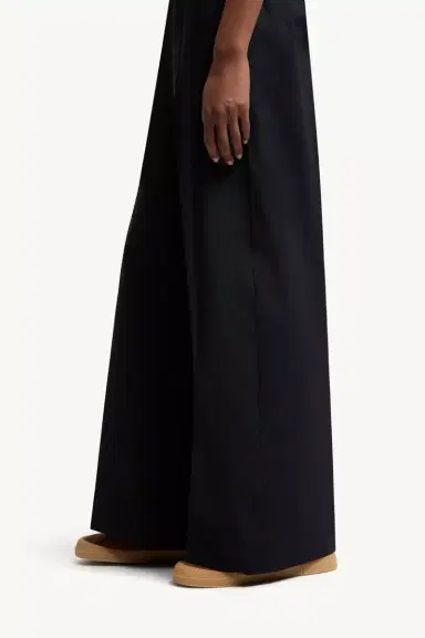 Moncler Cotton Poplin Pants | Thumbnail 3 Moncler Cotton Poplin Pants | Thumbnail 3