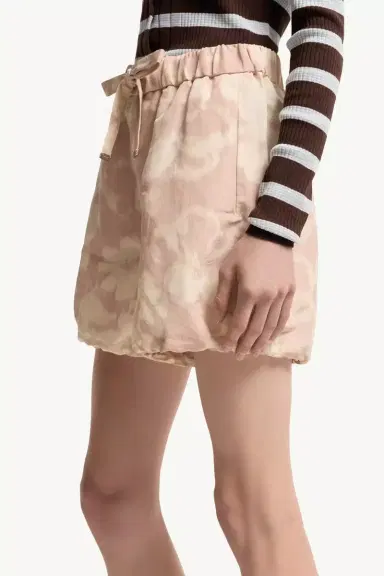Moncler Floral Print Chiné Shorts | Thumbnail 4 Moncler Floral Print Chiné Shorts | Thumbnail 4