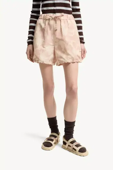 Moncler Floral Print Chiné Shorts | Thumbnail 5 Moncler Floral Print Chiné Shorts | Thumbnail 5