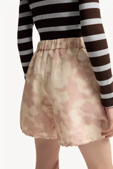 Moncler Floral Print Chiné Shorts | Thumbnail 7 Moncler Floral Print Chiné Shorts | Thumbnail 7