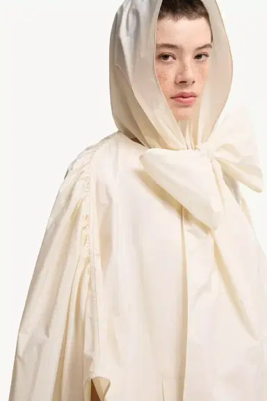 Moncler Lightweight Taffeta Cape | Thumbnail 7 Moncler Lightweight Taffeta Cape | Thumbnail 7