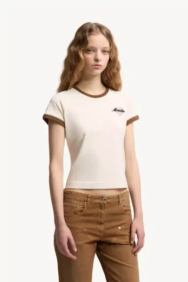 Moncler Heart Logo Cotton T-shirt | Thumbnail 5 Moncler Heart Logo Cotton T-shirt | Thumbnail 5