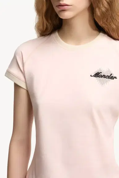 Moncler Heart Logo Cotton T-shirt | Thumbnail 7 Moncler Heart Logo Cotton T-shirt | Thumbnail 7