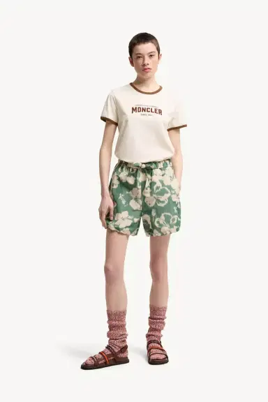 Moncler Flock Logo Jersey T-shirt | Thumbnail 3 Moncler Flock Logo Jersey T-shirt | Thumbnail 3