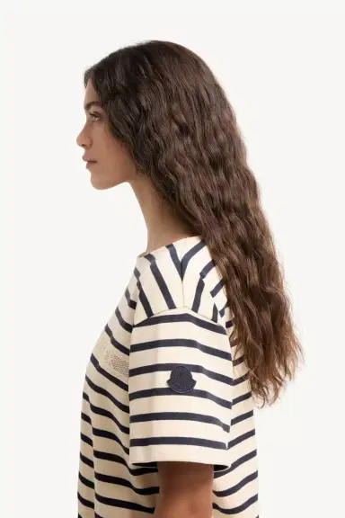Moncler Macramé-trimmed Striped Cotton T-shirt | Thumbnail 4 Moncler Macramé-trimmed Striped Cotton T-shirt | Thumbnail 4