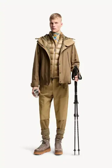 Moncler Grenoble Linen Jogging Pants | Thumbnail 3 Moncler Grenoble Linen Jogging Pants | Thumbnail 3