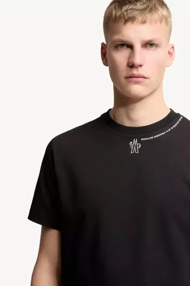 Moncler Grenoble Logo Cotton T-shirt | Thumbnail 8 Moncler Grenoble Logo Cotton T-shirt | Thumbnail 8
