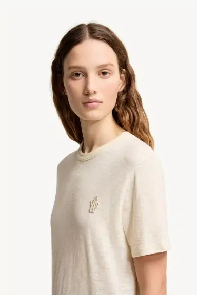 Moncler Grenoble Logo Patch Cotton T-shirt | Thumbnail 3 Moncler Grenoble Logo Patch Cotton T-shirt | Thumbnail 3
