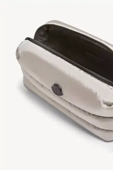Moncler Caradoc Quilted Beauty Case | Thumbnail 5 Moncler Caradoc Quilted Beauty Case | Thumbnail 5