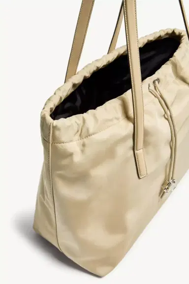 Moncler New Trick Tote Bag | Thumbnail 6 Moncler New Trick Tote Bag | Thumbnail 6