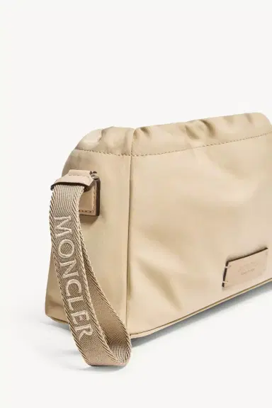 Moncler Trick Pouch | Thumbnail 7 Moncler Trick Pouch | Thumbnail 7