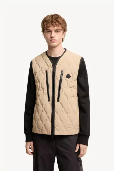 Moncler Arapot Froisse Technique Short Down Vest | Thumbnail 5 Moncler Arapot Froisse Technique Short Down Vest | Thumbnail 5