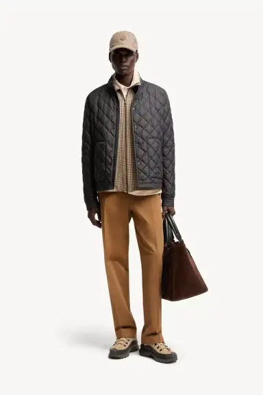 Moncler Oise Diamond Quilted Short Down Jacket | Thumbnail 3 Moncler Oise Diamond Quilted Short Down Jacket | Thumbnail 3
