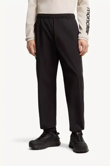 Moncler Ripstop Sweatpants | Thumbnail 4 Moncler Ripstop Sweatpants | Thumbnail 4