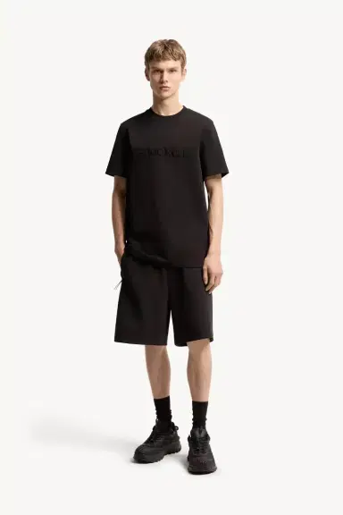 Moncler Logo Cotton T-shirt | Thumbnail 3 Moncler Logo Cotton T-shirt | Thumbnail 3