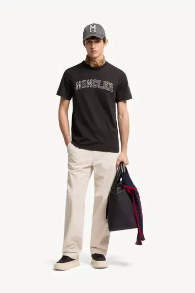 Moncler Logo Cotton T-shirt | Thumbnail 3 Moncler Logo Cotton T-shirt | Thumbnail 3